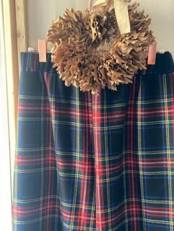 Pantalone TARTAN fondo nero5
