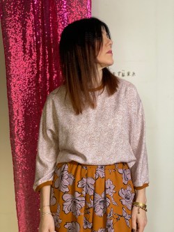 blusa ROLLER FLOWERS fiori luce