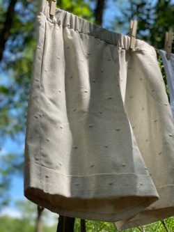 pantaloncino ALBERI VESTITI pois ricamo