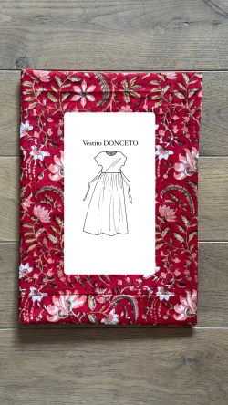 vestito UN MONDO DISEGNATO floreale rosso