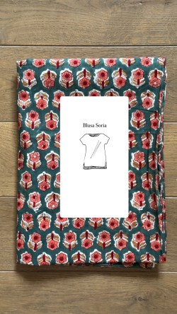 blusa UN MONDO DISEGNATO fiori rosaverde