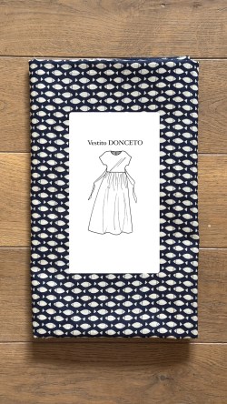 vestito UN MONDO DISEGNATO pesciolini